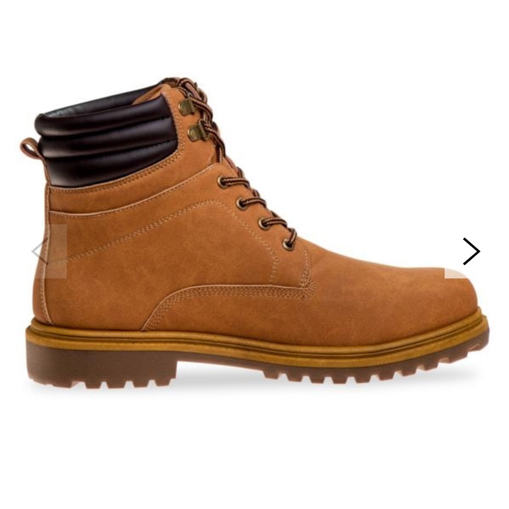 🏈🏈NWT Size 12 Men’s New Never Worn Wheat Color Boots. Heel Height 1-2”